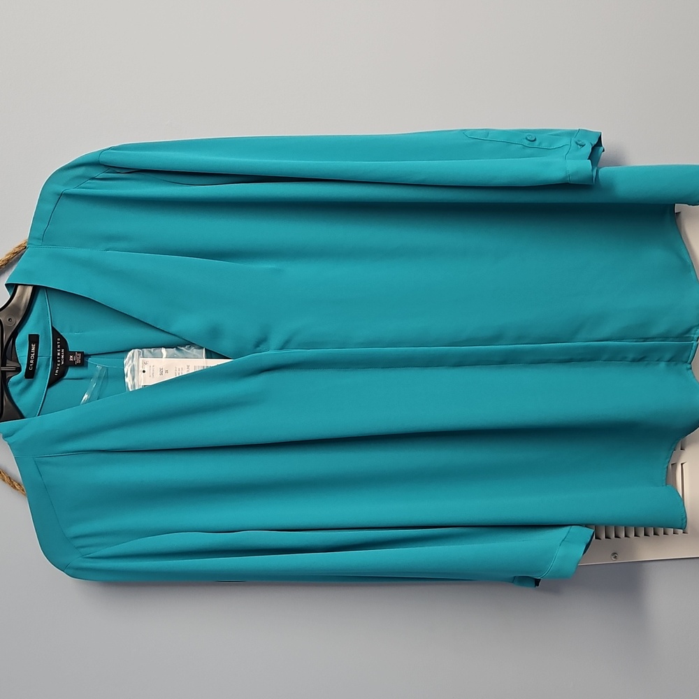 Investments 3/4 Sleeve Button Front V-neck Top: Capri‎ Breeze Blue(Teal): 2X, 3X